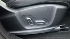 MG Hs 1.5 T-GDI Exclusive 5dr DCT Petrol Hatchback